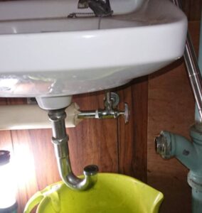 洗面所水栓つまり